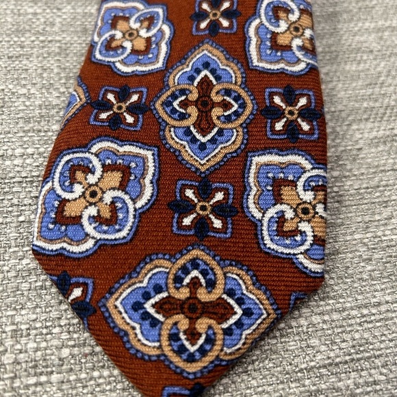 CREMIEUX Slim Tie - Picture 7 of 8